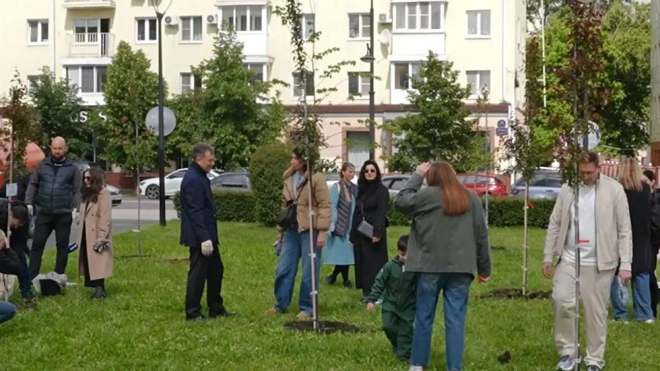 29 мая отмечается День соседа — праздник, объединяющий людей всех возрастов, живущих под одной крышей, на одной улице, в сердце одного города 29 мая отмечается День соседа — праздник, объединяющий людей всех возрастов, живущих под одной крышей, на одной улице, в сердце одного города