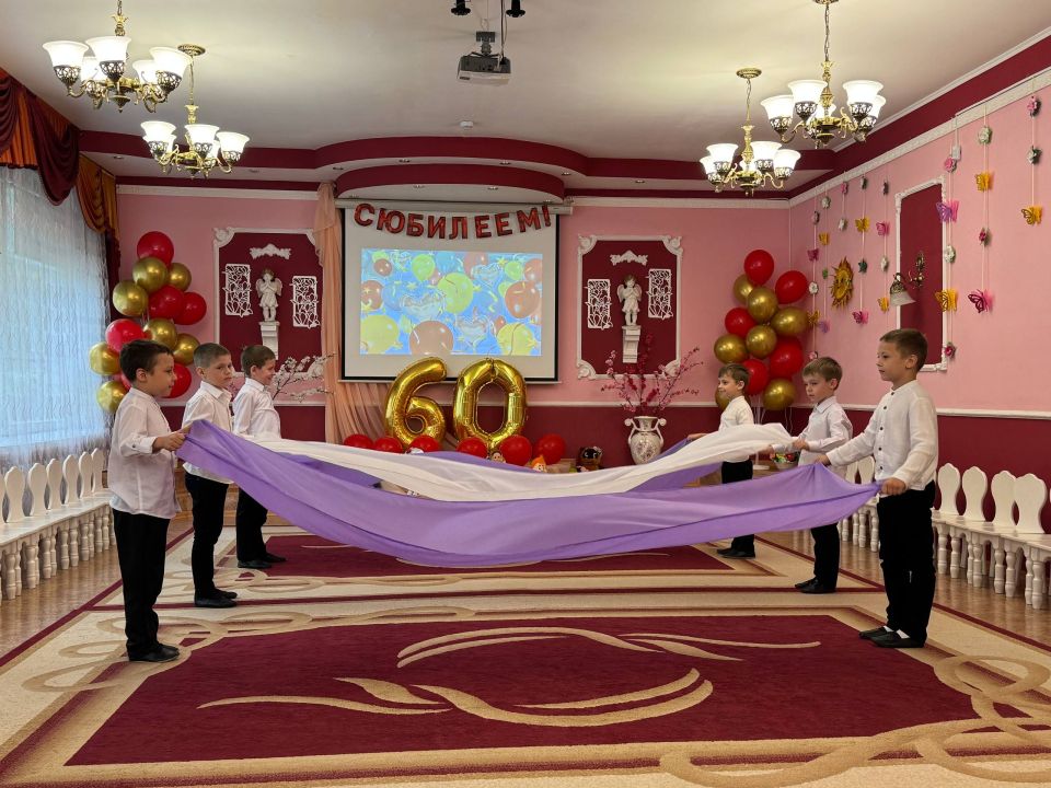 Я побывал в нашем любимом 50-м детском саду, который отметил свой 60-летний юбилей Я побывал в нашем любимом 50-м детском саду, который отметил свой 60-летний юбилей