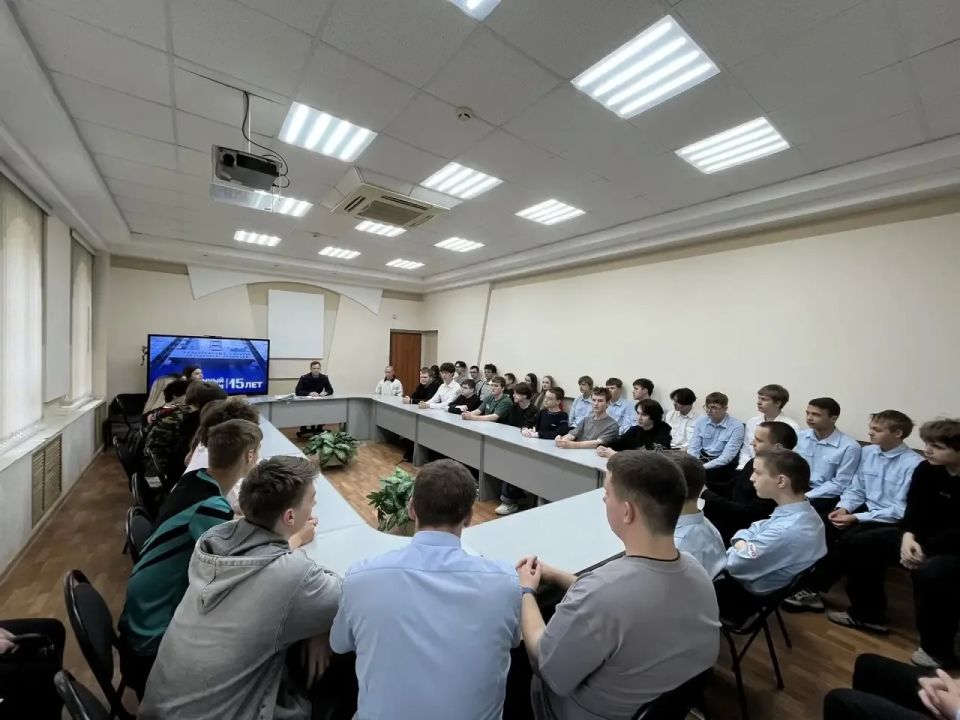 Сотрудники Западного МСУТ СК России провели профилактические лекции для учащихся образовательных учреждений в ряде регионов Сотрудники Западного МСУТ СК России провели профилактические лекции для учащихся образовательных учреждений в ряде регионов