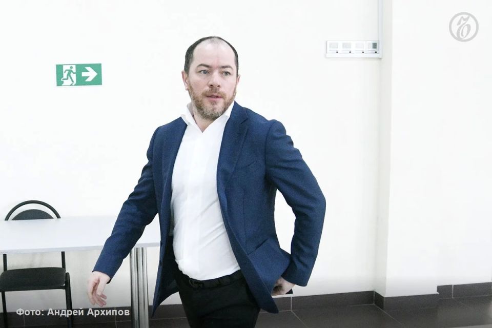 Гендиректор воронежского «Факела» Роман Асхабадзе покидает клуб