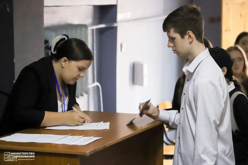 Сегодня была наблюдателем на ЕГЭ в 57 школе Воронежа, это ППЭ №39 Сегодня была наблюдателем на ЕГЭ в 57 школе Воронежа, это ППЭ №39