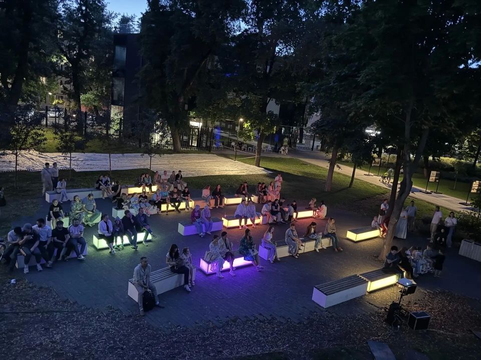 В парке «Орлёнок» стартовал первый в этом сезоне показ музыкальной комедии «Свинарка и пастух» В парке «Орлёнок» стартовал первый в этом сезоне показ музыкальной комедии «Свинарка и пастух»