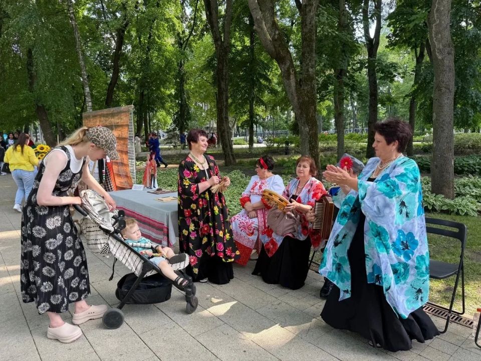 Объединяющая сила творчества Объединяющая сила творчества
