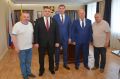 На днях председатель Воронежской городской Думы, Герой России Андрей Дьяченко, глава города Сергей Петрин и заместитель спикера городского парламента Олег Черкасов провели рабочую встречу с заместителем командира 11-й...