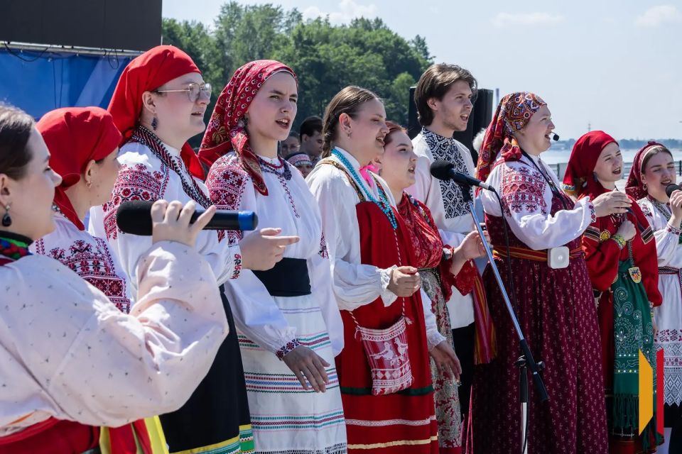 Фоторепортаж РИА «Воронеж» с празднования Дня России на Адмиралтейской площади Фоторепортаж РИА «Воронеж» с празднования Дня России на Адмиралтейской площади