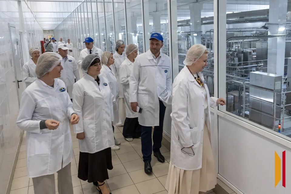 Федеральные эксперты высоко оценили уровень безопасности труда на производстве воронежской ГК «Молвест» Федеральные эксперты высоко оценили уровень безопасности труда на производстве воронежской ГК «Молвест»
