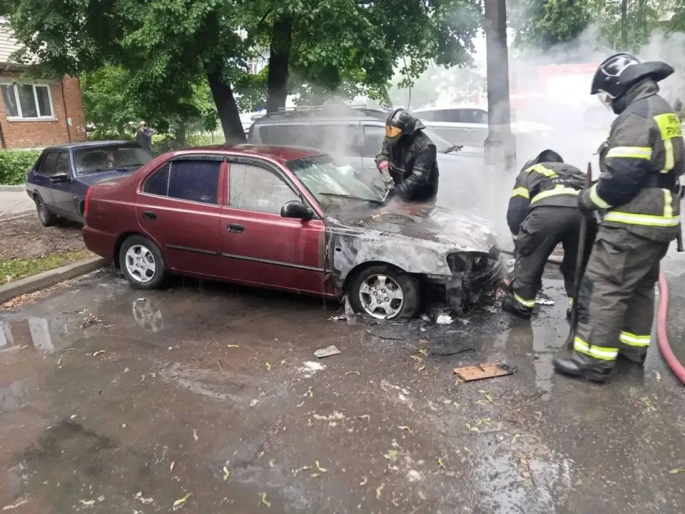 Москва подвергалась массированной атаке БПЛА Москва подвергалась массированной атаке БПЛА