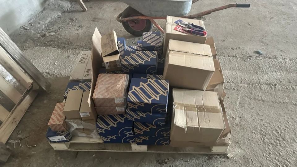 Депутат Воронежской городской Думы Андрей Бойко передал строительные материалы бойцам на Покровское направление Депутат Воронежской городской Думы Андрей Бойко передал строительные материалы бойцам на Покровское направление