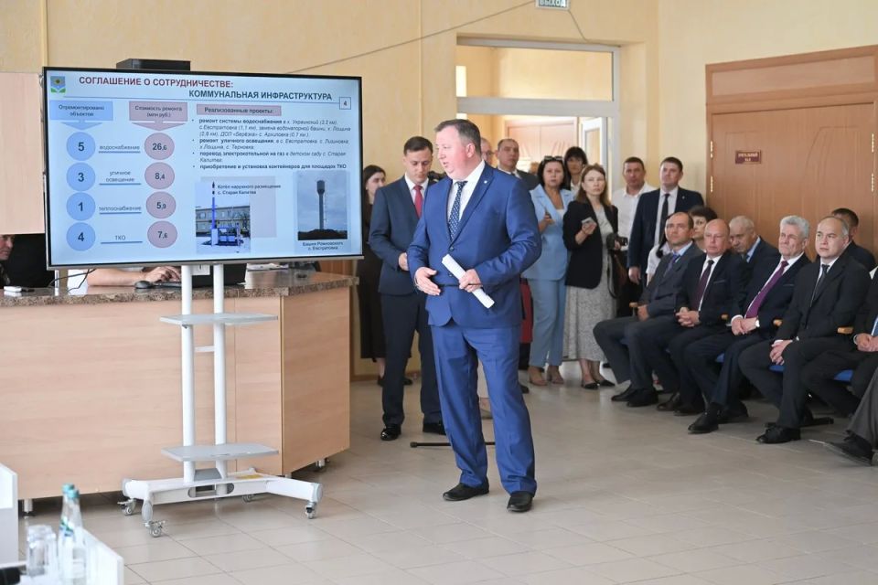 На развитие Россошанского района направят около 200 млн рублей На развитие Россошанского района направят около 200 млн рублей