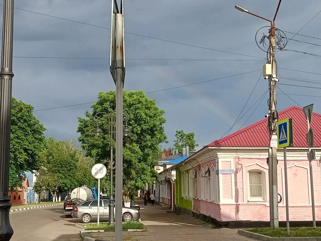 Читатели прислали сегодня фото радуг из разных районов области