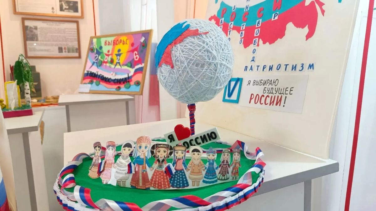 «Искусство о выборах»: выставка работ юных творцов в музеях истории избирательного права! «Искусство о выборах»: выставка работ юных творцов в музеях истории избирательного права!