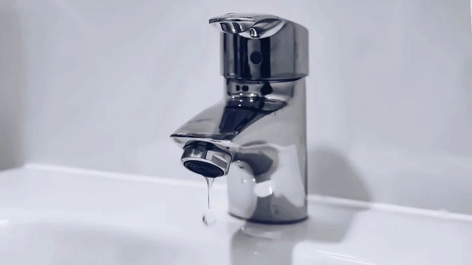 На 3 улицах Коминтерновского района отключат холодную воду 2 июля