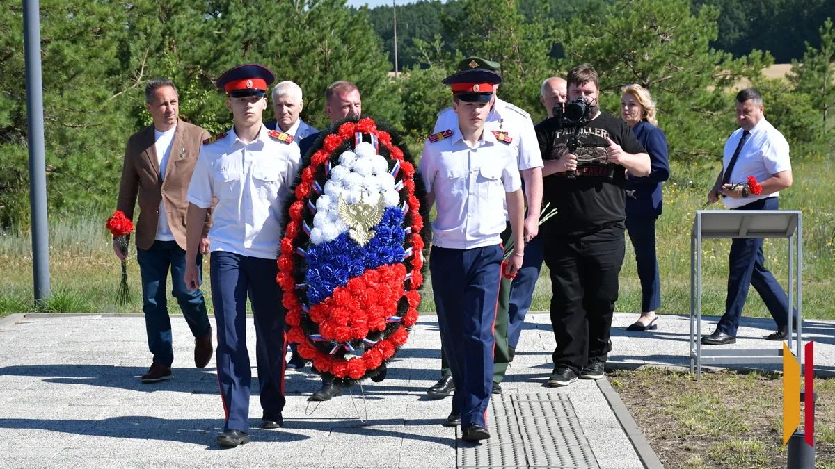В Воронежской области побывали участники патриотического марафона «Города-герои – города героев» В Воронежской области побывали участники патриотического марафона «Города-герои – города героев»