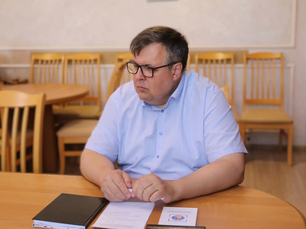 Рабочая встреча в облизбиркоме: налаживание эффективного взаимодействия с участниками избирательного процесса Рабочая встреча в облизбиркоме: налаживание эффективного взаимодействия с участниками избирательного процесса