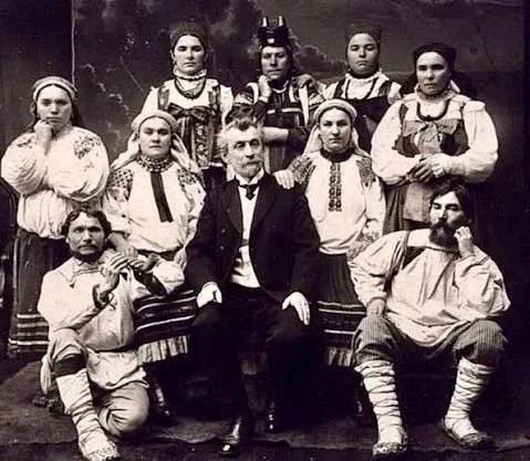 Сегодня 3 июля исполняется 162 года со дня рождения нашего прославленного земляка истинного сподвижника народной культуры, фольклориста и пропагандиста русской песни, основателя легендарного хора, носящего его имя Митрофана...
