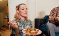Скандал в кафе: гости-вегетарианцы обнаружили мясо в своем блюде и устроили истерику