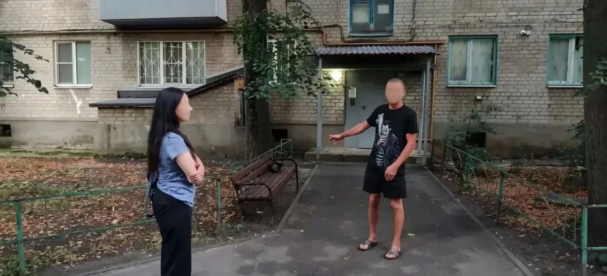 «Выхватил из рук и сразу заложил в ломбард»: в Воронеже рецидивист ограбил пенсионерку