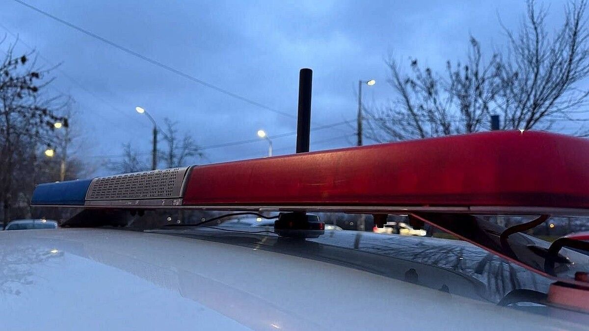 В Англии разлив просекко: 20 тонн игристого вина на дороге после ДТП
