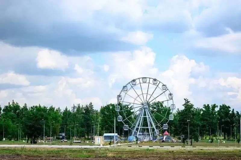 «Экодеревню» оценили Алексей Гордеев и Александр Гусев в Бобровском районе «Экодеревню» оценили Алексей Гордеев и Александр Гусев в Бобровском районе