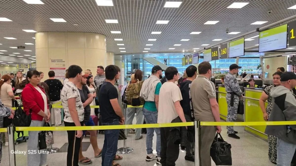 Воронежские полицейские выдворили 17 нарушителей миграционного законодательства Воронежские полицейские выдворили 17 нарушителей миграционного законодательства