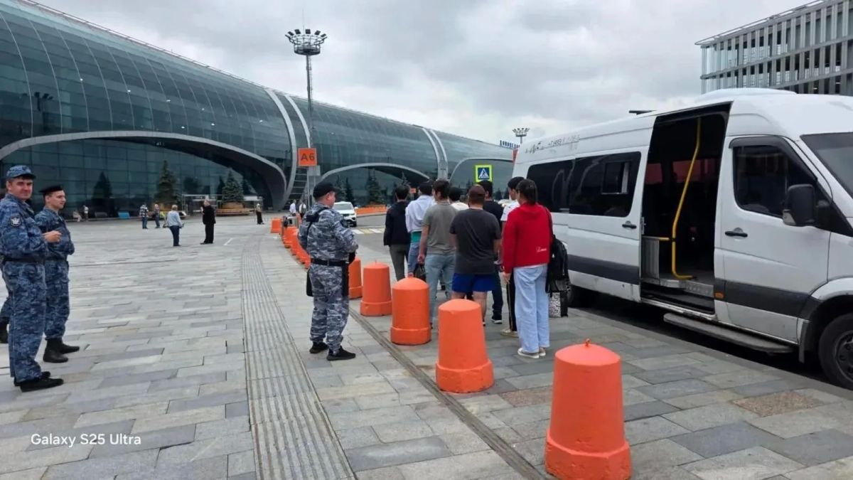 Воронежские полицейские выдворили 17 нарушителей миграционного законодательства