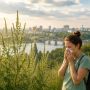 Воронежцам предстоит пережить пик цветения опасного аллергена