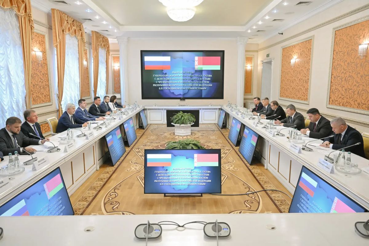 Воронежская область и Республика Беларусь начнут активнее сотрудничать в машиностроении и АПК