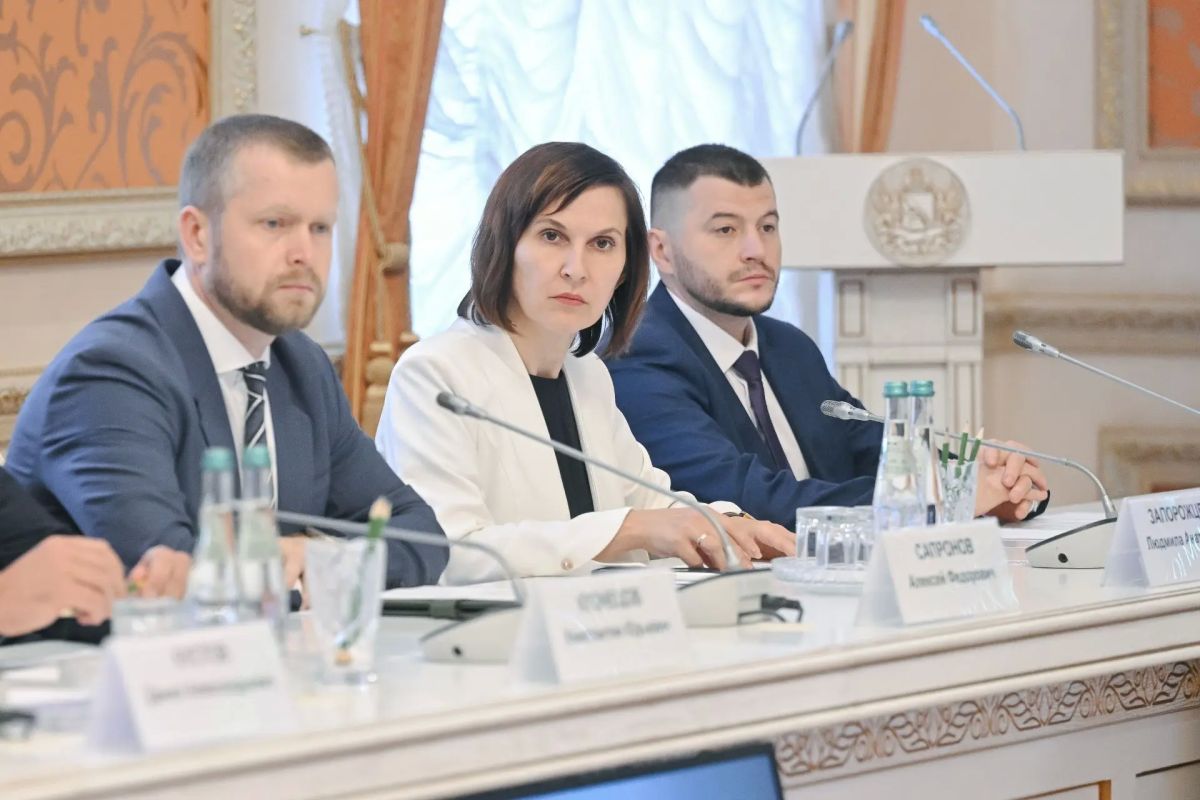 Воронежскую область посетила делегация Республики Беларусь во главе с Чрезвычайным и Полномочным Послом Республики Беларусь в Российской Федерации Юрием Селиверстовым Воронежскую область посетила делегация Республики Беларусь во главе с Чрезвычайным и Полномочным Послом Республики Беларусь в Российской Федерации Юрием Селиверстовым
