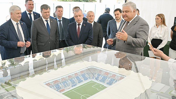Посол Беларуси и губернатор Воронежской области посетили ключевые стройплощадки Посол Беларуси и губернатор Воронежской области посетили ключевые стройплощадки