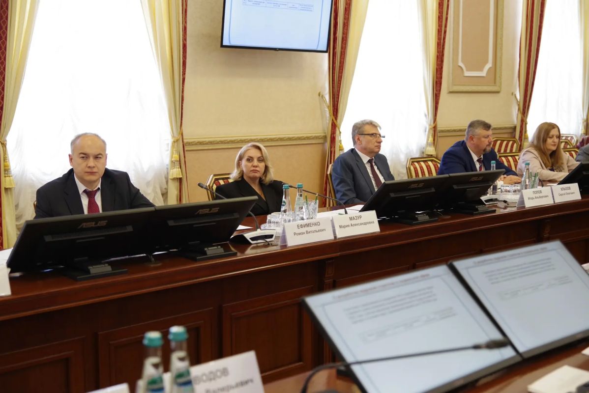 В Правительстве Воронежской области обсудили внедрение искусственного интеллекта в работу органов власти В Правительстве Воронежской области обсудили внедрение искусственного интеллекта в работу органов власти