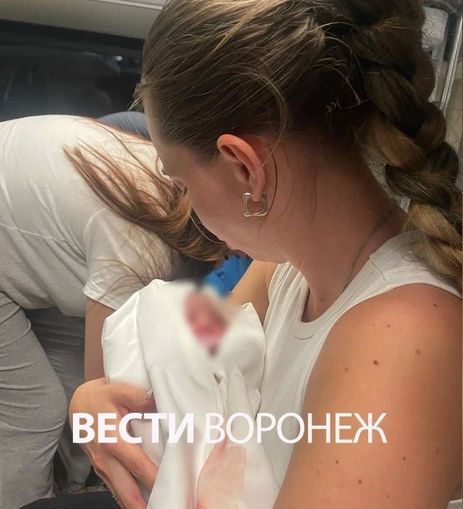 Врач онкоцентра и детский травматолог приняли роды в поезде Воронеж – Москва Врач онкоцентра и детский травматолог приняли роды в поезде Воронеж – Москва