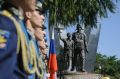 Губернатор Александр Гусев и председатель областной Думы Юрий Матузов поздравляют с Днем Воздушно-десантных войск: