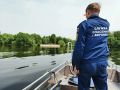 Лодка с двумя рыбаками перевернулась во время сильного ветра в Воронеже