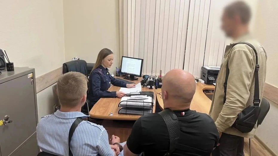 Мужчине, устроившему поножовщину на Олимпийском бульваре, предъявили обвинение