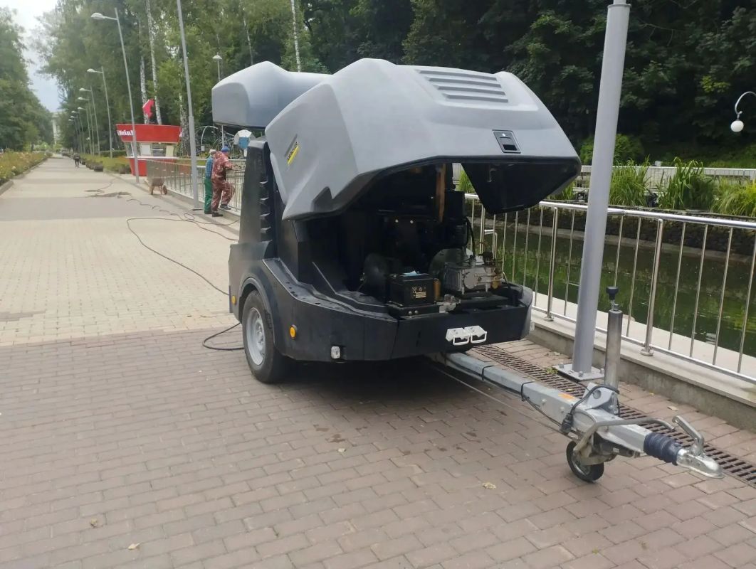 В Воронежском центральном парке проведены очередные работы по очистке водоема В Воронежском центральном парке проведены очередные работы по очистке водоема