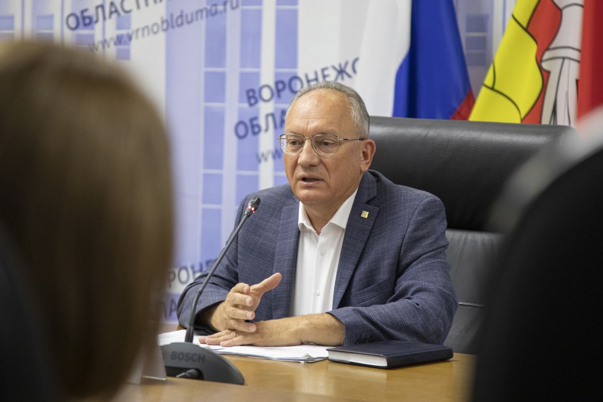В Парламентском центре наградили воронежских строителей В Парламентском центре наградили воронежских строителей