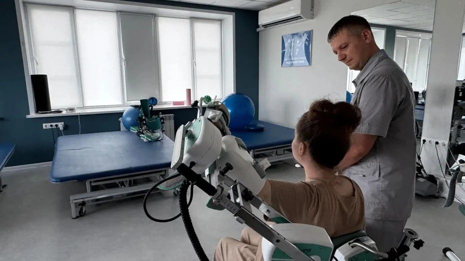 «Тело не слушалось»: воронежские врачи спасли девушку, которая едва не потеряла руку после ДТП