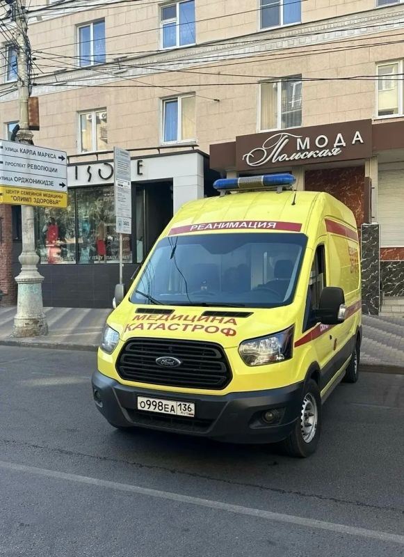 Одна из жительниц Воронежа, пострадавшая при атаке БПЛА в Геленджике, переведена в медицинское учреждение региона