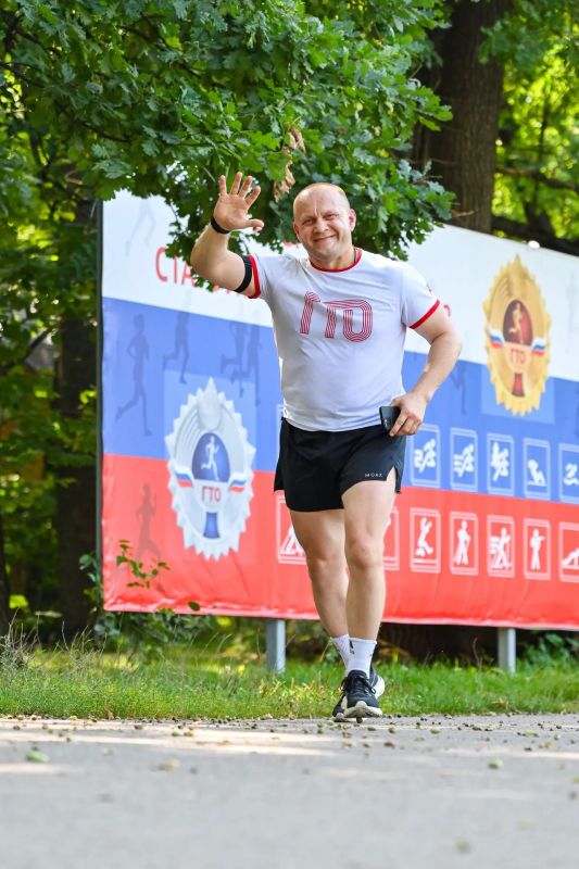 В Воронеже День физкультурника отметили фестивалем ГТО среди семей В Воронеже День физкультурника отметили фестивалем ГТО среди семей