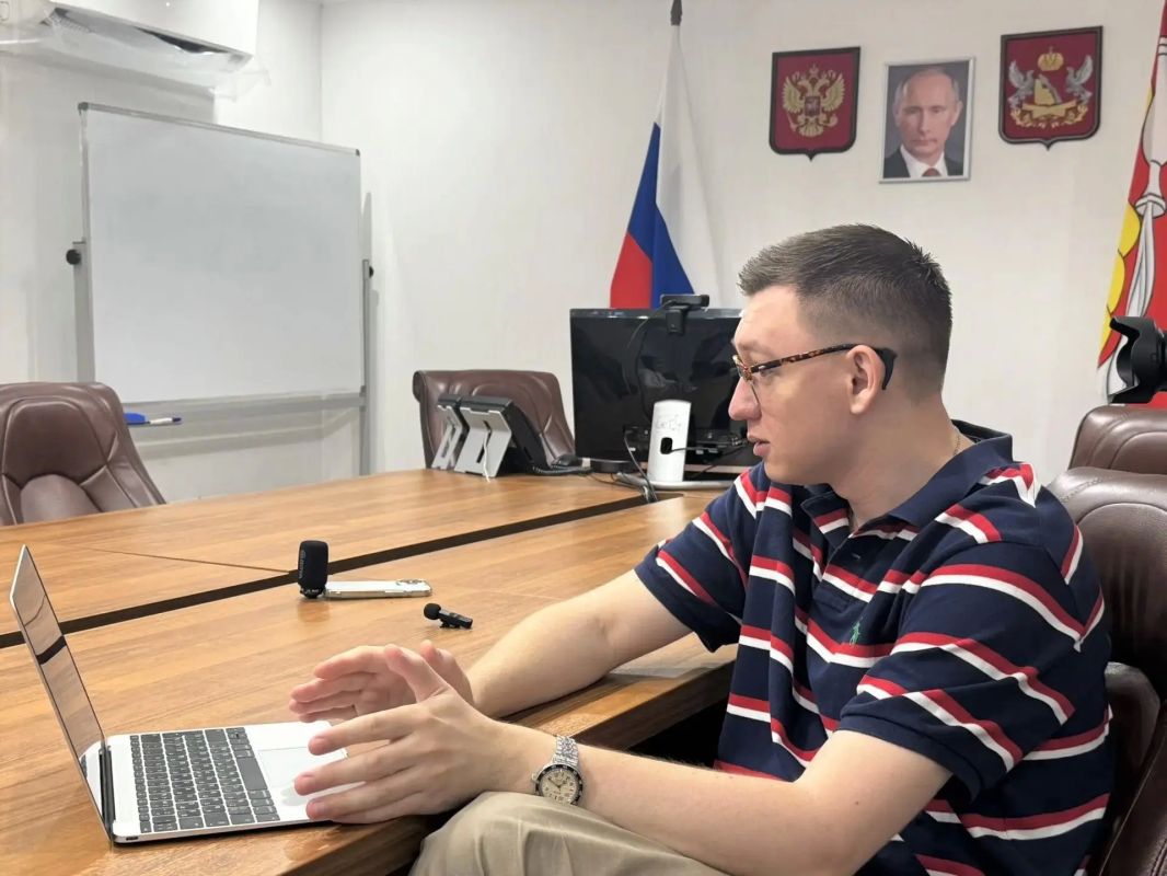 Министр экономического развития Воронежской области Людмила Запорожцева ответила на вопросы главного редактора издания «КоммерсантЪ - Черноземье» Сергея Калашникова Министр экономического развития Воронежской области Людмила Запорожцева ответила на вопросы главного редактора издания «КоммерсантЪ - Черноземье» Сергея Калашникова