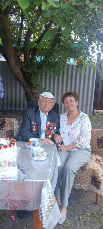 Жителю Каменского района Алексею Коровченко исполнилось 103 года Жителю Каменского района Алексею Коровченко исполнилось 103 года
