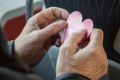 Пенсионерам рассказали о новых льготах и помощи на дому
