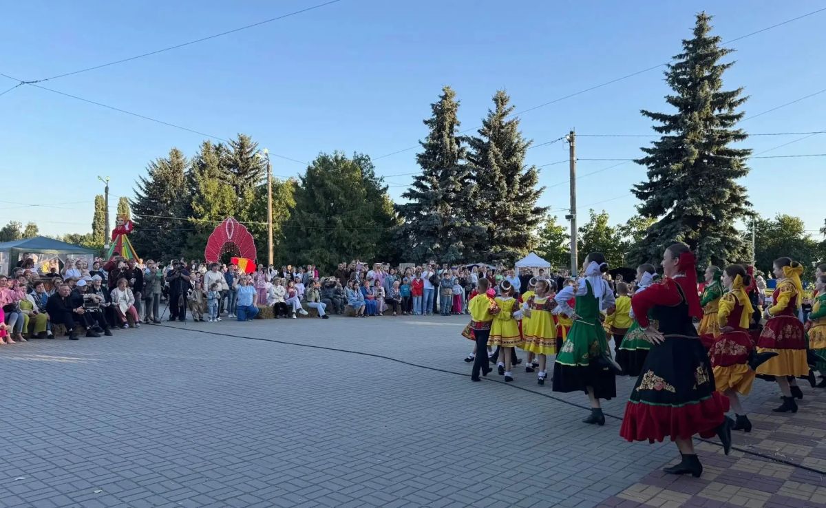 Волшебные россыпи народных мелодий Волшебные россыпи народных мелодий