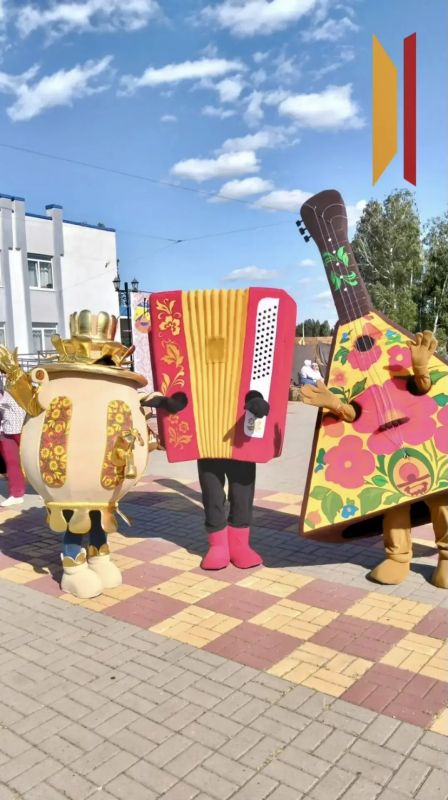 В Воронежской области прошел XXI Межрегиональный фестиваль народной музыки «Савальские россыпи» В Воронежской области прошел XXI Межрегиональный фестиваль народной музыки «Савальские россыпи»