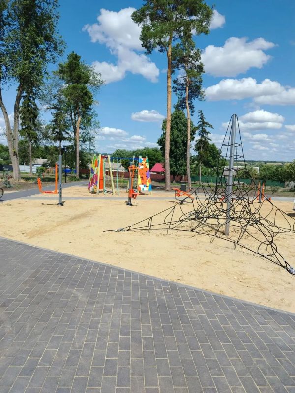 В рабочем поселке Нижний Кисляй Бутурлиновского района благоустроен парк В рабочем поселке Нижний Кисляй Бутурлиновского района благоустроен парк