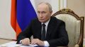 Президент Владимир Путин поощрил троих воронежцев за трудовые успехи