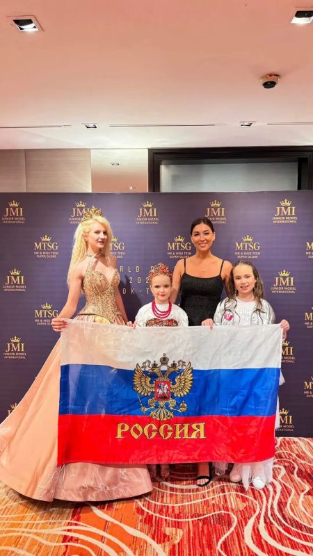 Семилетняя Ева Малышева из Воронежа победила на международном конкурсе красоты Семилетняя Ева Малышева из Воронежа победила на международном конкурсе красоты