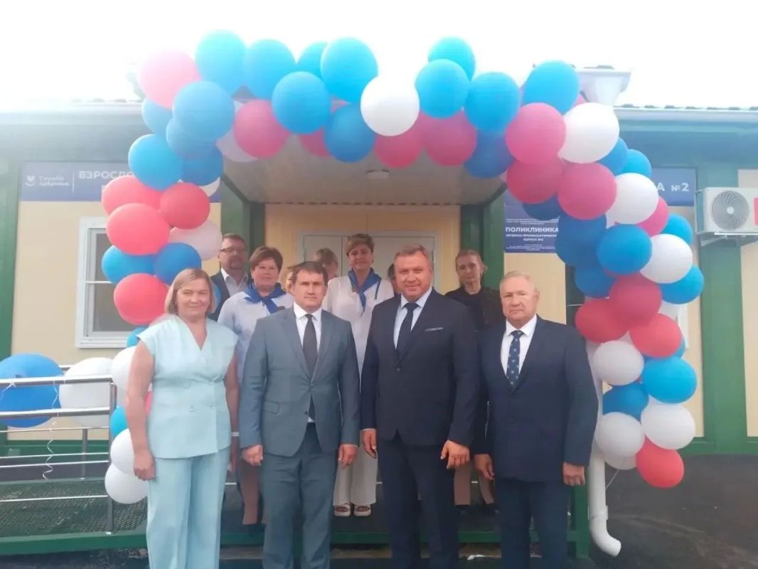 В селе Пески Поворинского района торжественно открылась новая поликлиника – современный медицинский объект, построенный в рамках регионального проекта «Модернизация первичного звена здравоохранения» национального проекта... В селе Пески Поворинского района торжественно открылась новая поликлиника – современный медицинский объект, построенный в рамках регионального проекта «Модернизация первичного звена здравоохранения» национального проекта...