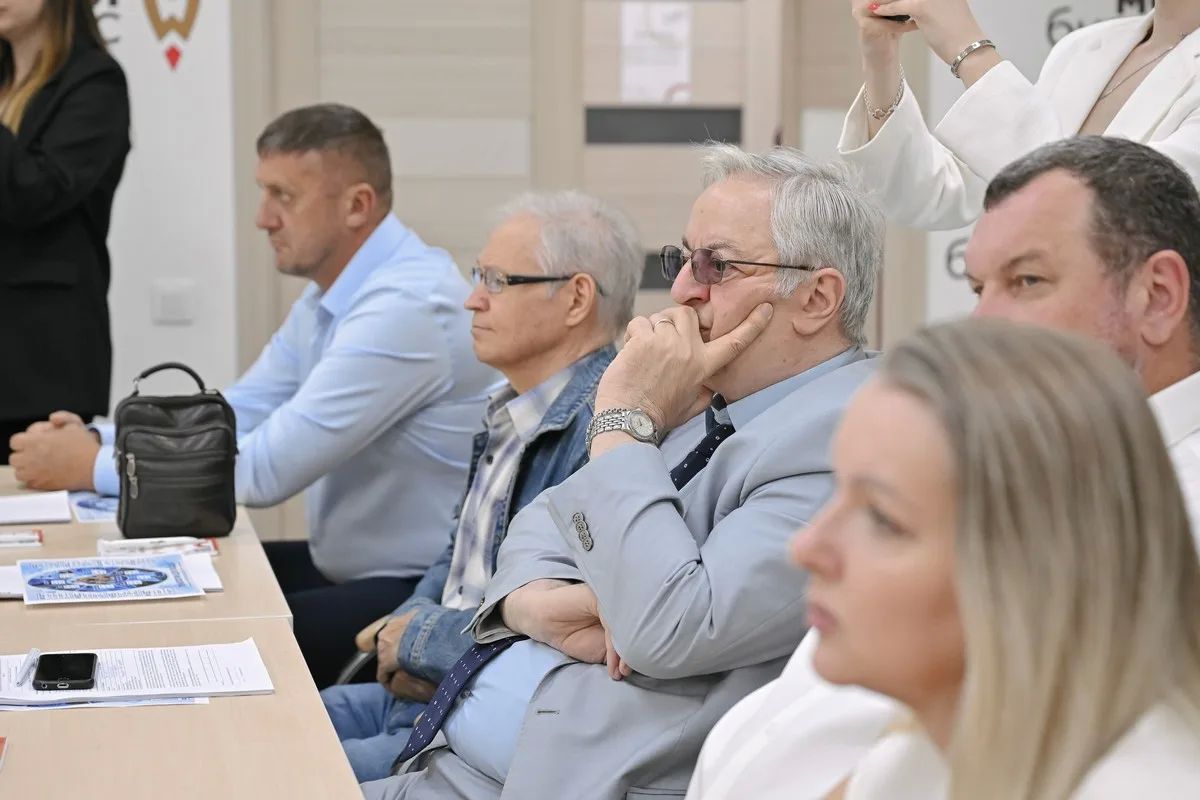 В Воронеже обсудили вызовы, с которыми сталкиваются предприниматели В Воронеже обсудили вызовы, с которыми сталкиваются предприниматели