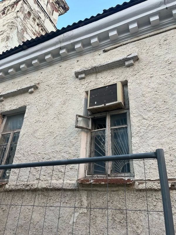Двухсотлетний страж Воронежа: как спасают символ непокоренного города Двухсотлетний страж Воронежа: как спасают символ непокоренного города